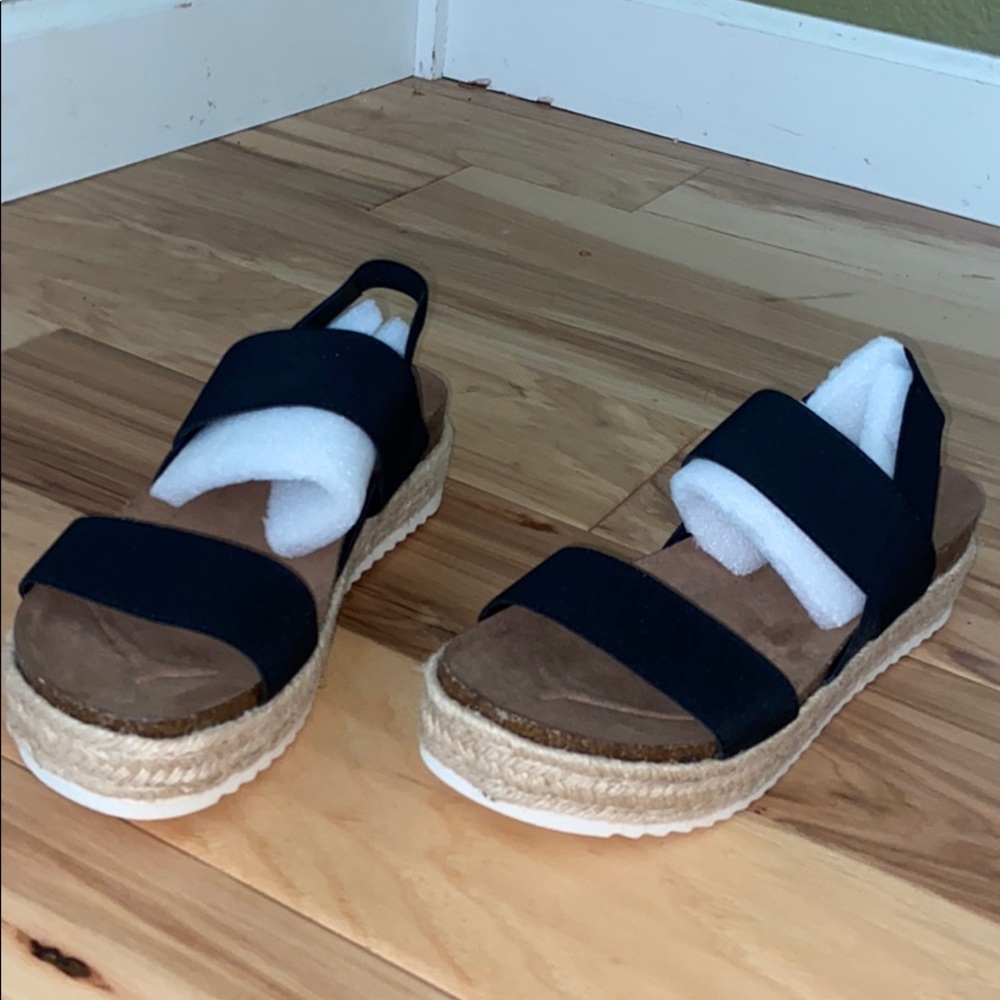 madden girl sandals